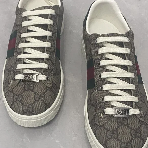 Gucci women's tennis shoes sneakers - Picture 2 of 4